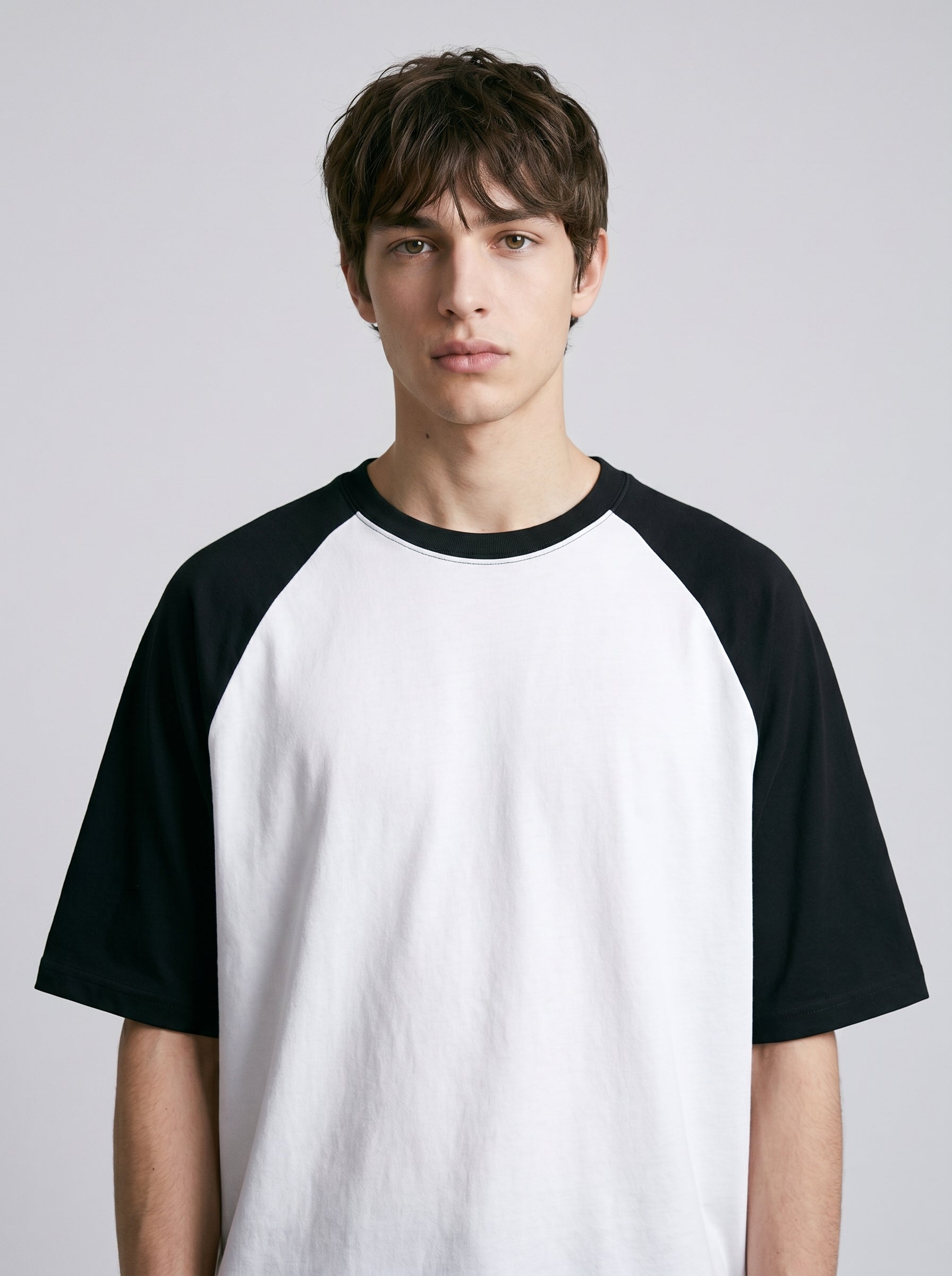 Oversized Raglan T-Shirt – Unisex Black White