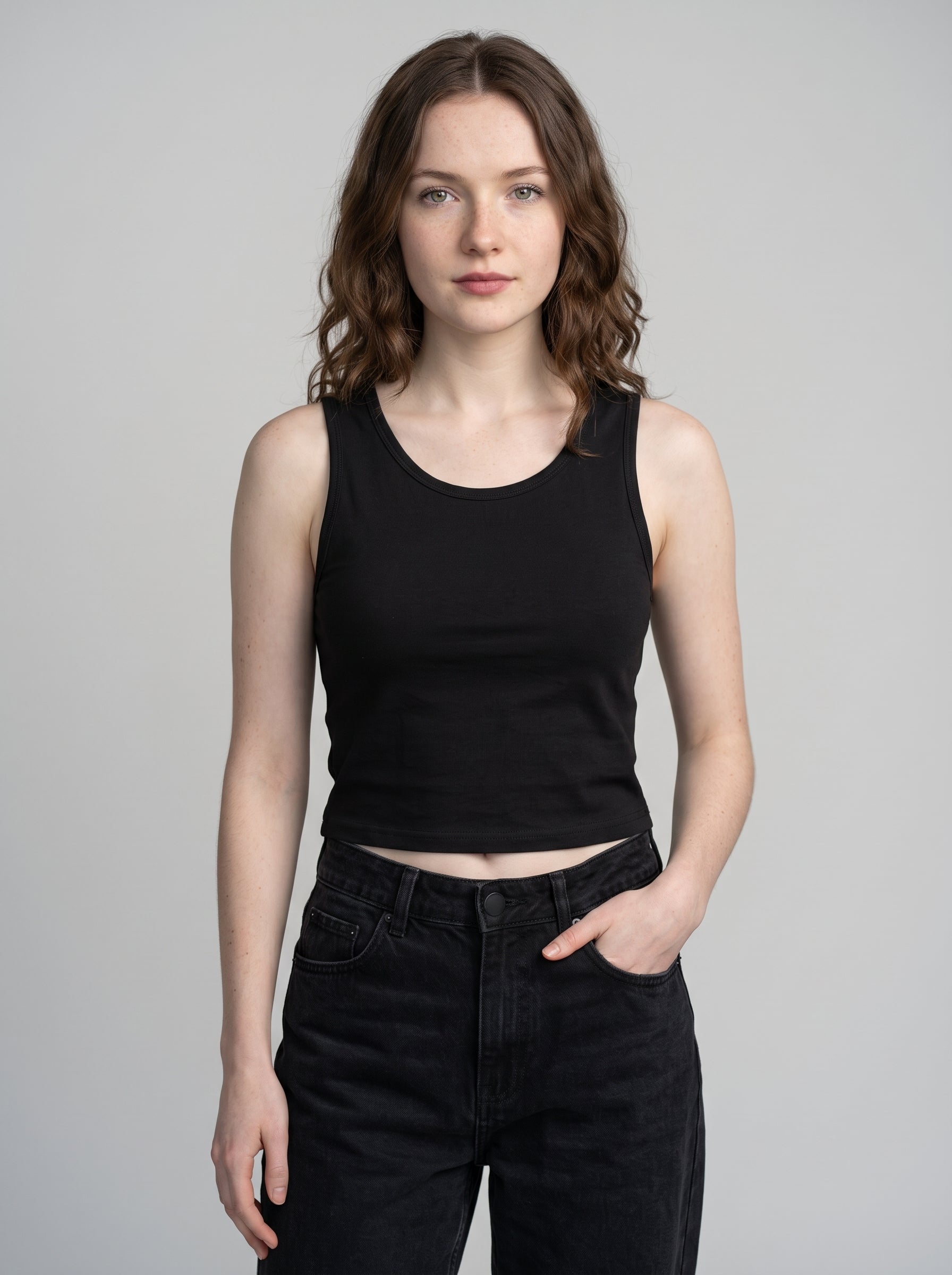Essential Crop Tank Top - Black Regular Fit
