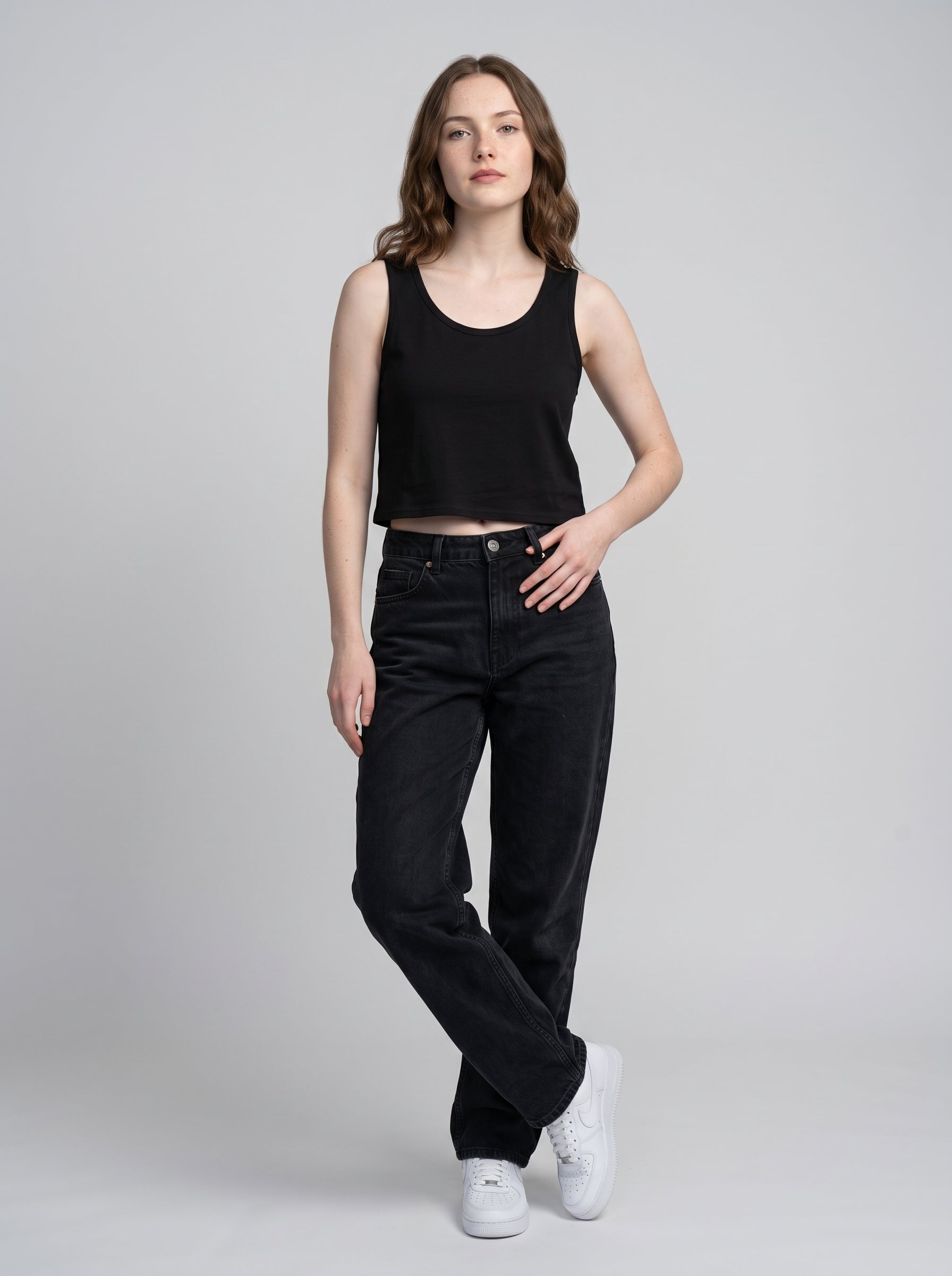 Essential Crop Tank Top - Black Regular Fit