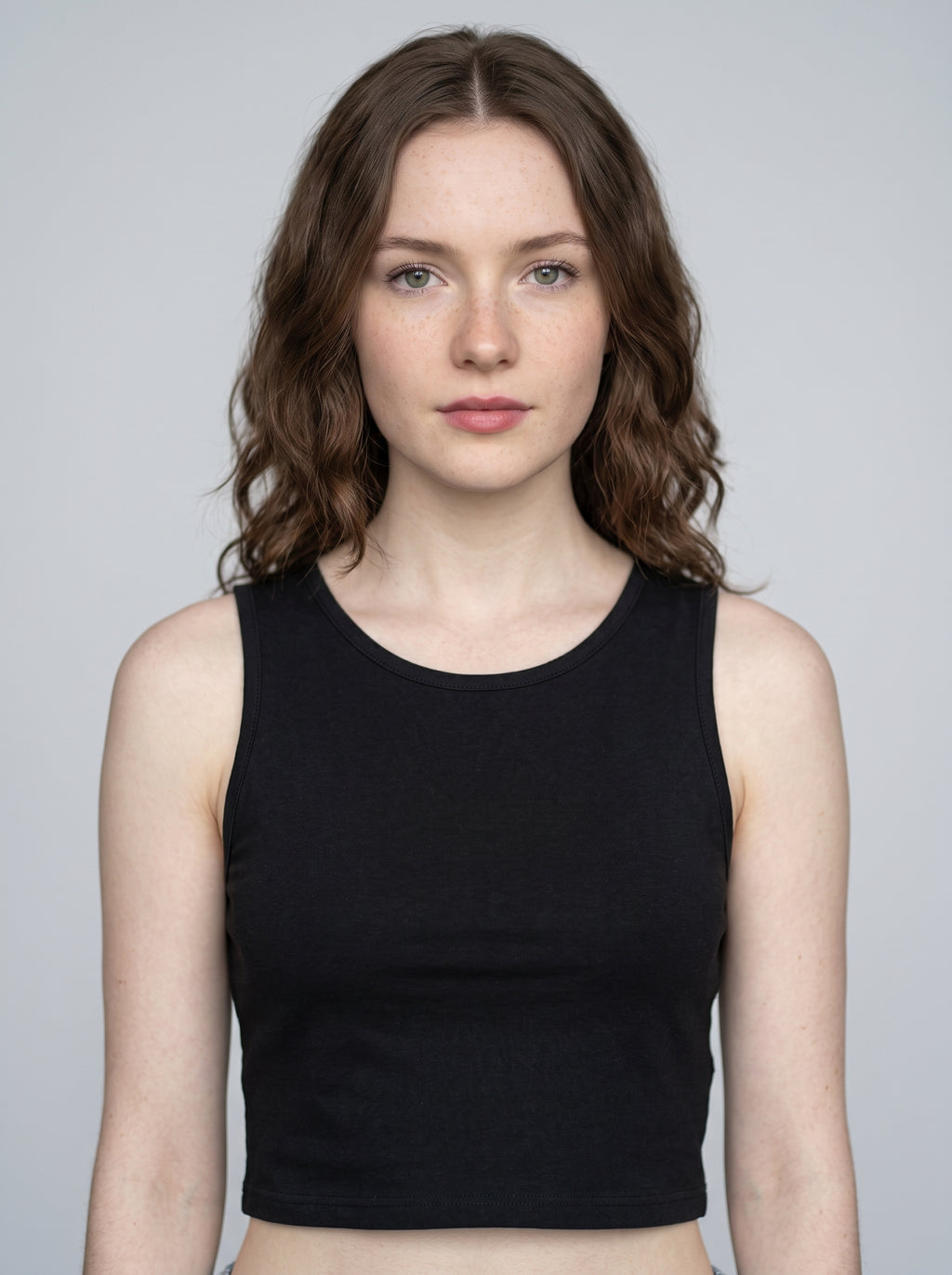Essential Crop Tank Top - Black Regular Fit